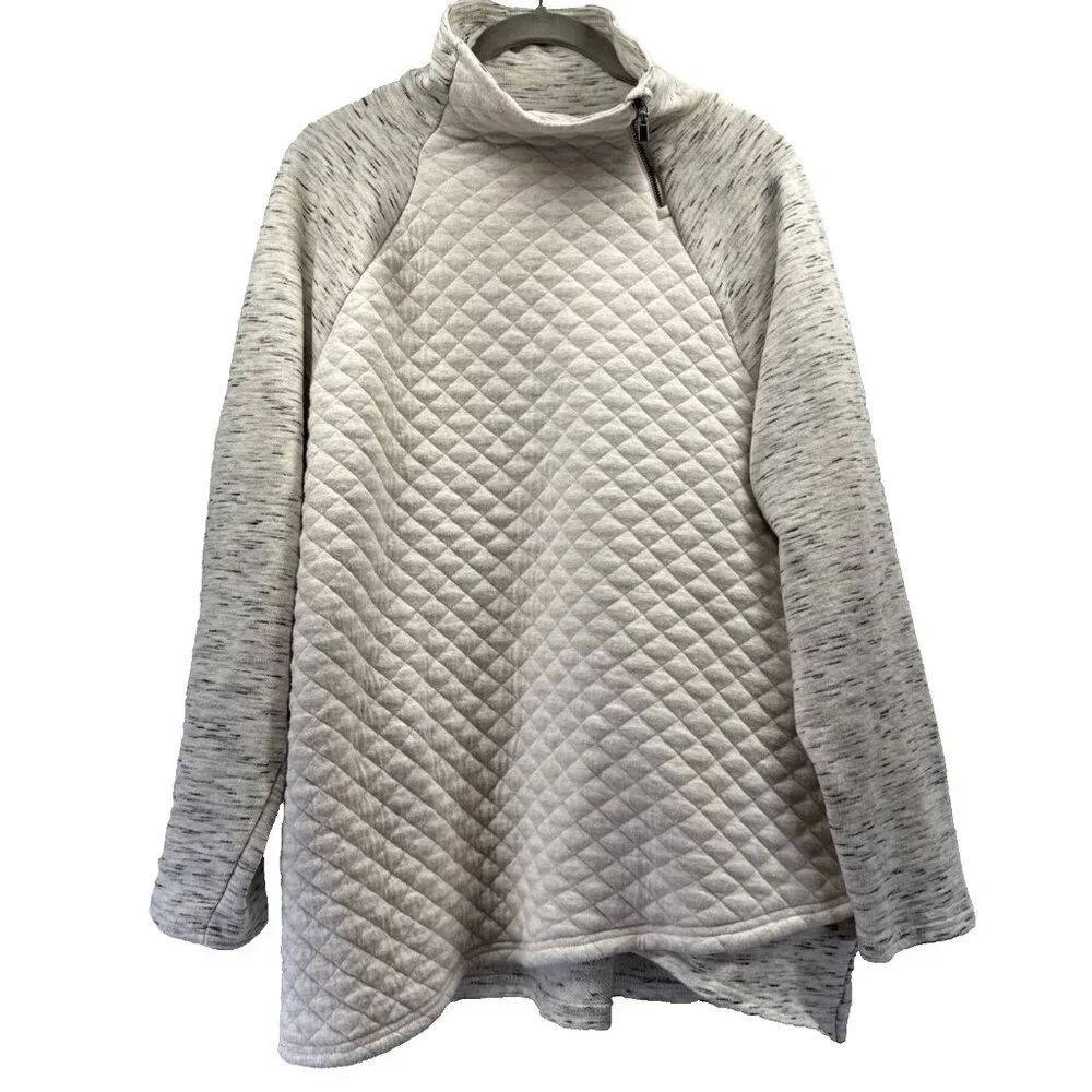 Chicos Women's Sweatshirt Size Large Quilted‎ Long Sleeve Pockets Zip Neckline